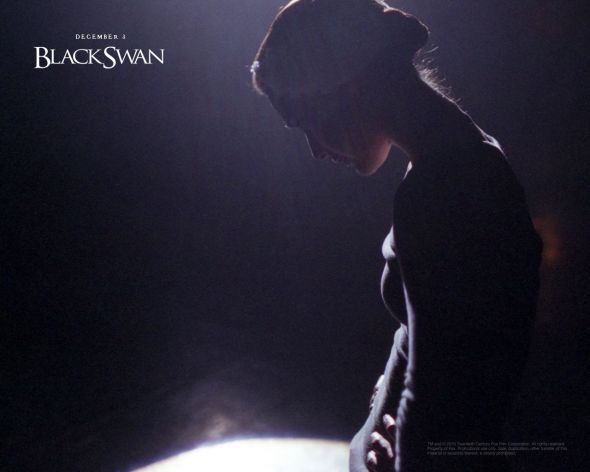 黑天鵝電影圖片 - 2010_black_swan_wallpaper_003_1293931321.jpg