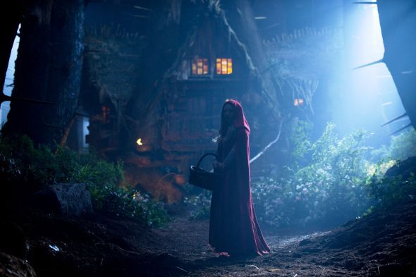 血紅帽電影圖片 - RedRidingHoodmovie02_1298173260.jpg