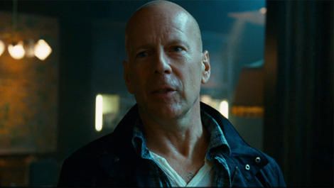 虎膽龍威：擇日開戰電影圖片 - a_good_day_to_die_hard_gets_a_teaser_trailer_watch_now_116613_470_75_1351743448.jpg