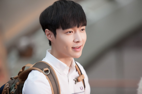 功夫瑜伽電影圖片 - LayZhangplaystheteachingassistantofJackieChaninKungFuYoga_1483701564.jpg