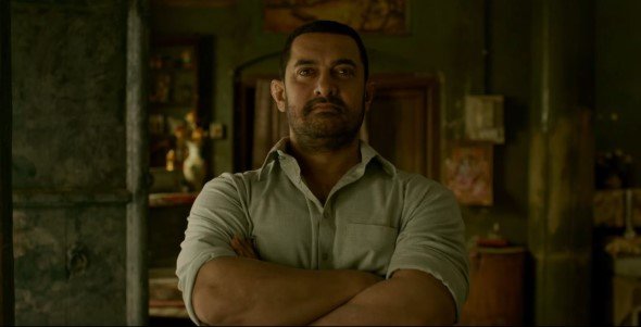 打死不離3父女電影圖片 - Dangal-Movie-Posters-Aamir-Khan-Stills-in-Dangal-Working-Still-of-Dangal-10_1496829904.jpg