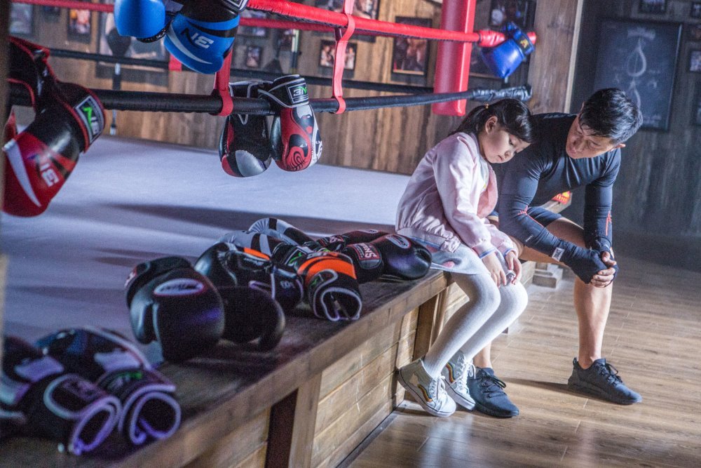 我們永不言棄電影圖片 - KnockOut-4664_1588944112.jpg