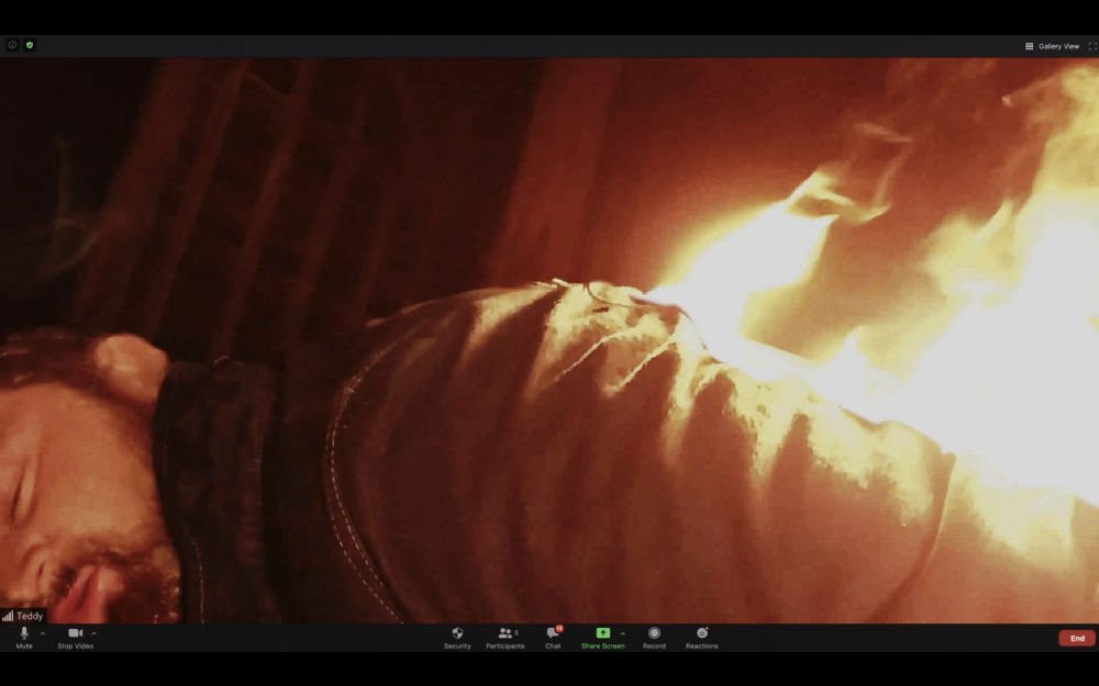 60分鐘招魂直播電影圖片 - HOST_Frame_6_1606110980.jpg