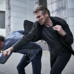 黑殺潛行電影圖片 - BLACKLIGHT_DUSTYCRANE28TaylorJohnSmith29andTRAVISBLOCK28LiamNeeson29_creditBenKing_0219_1653842428.jpg